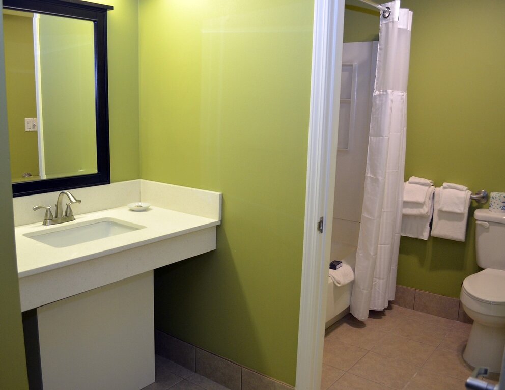 double bathroom at our atlanta hotel